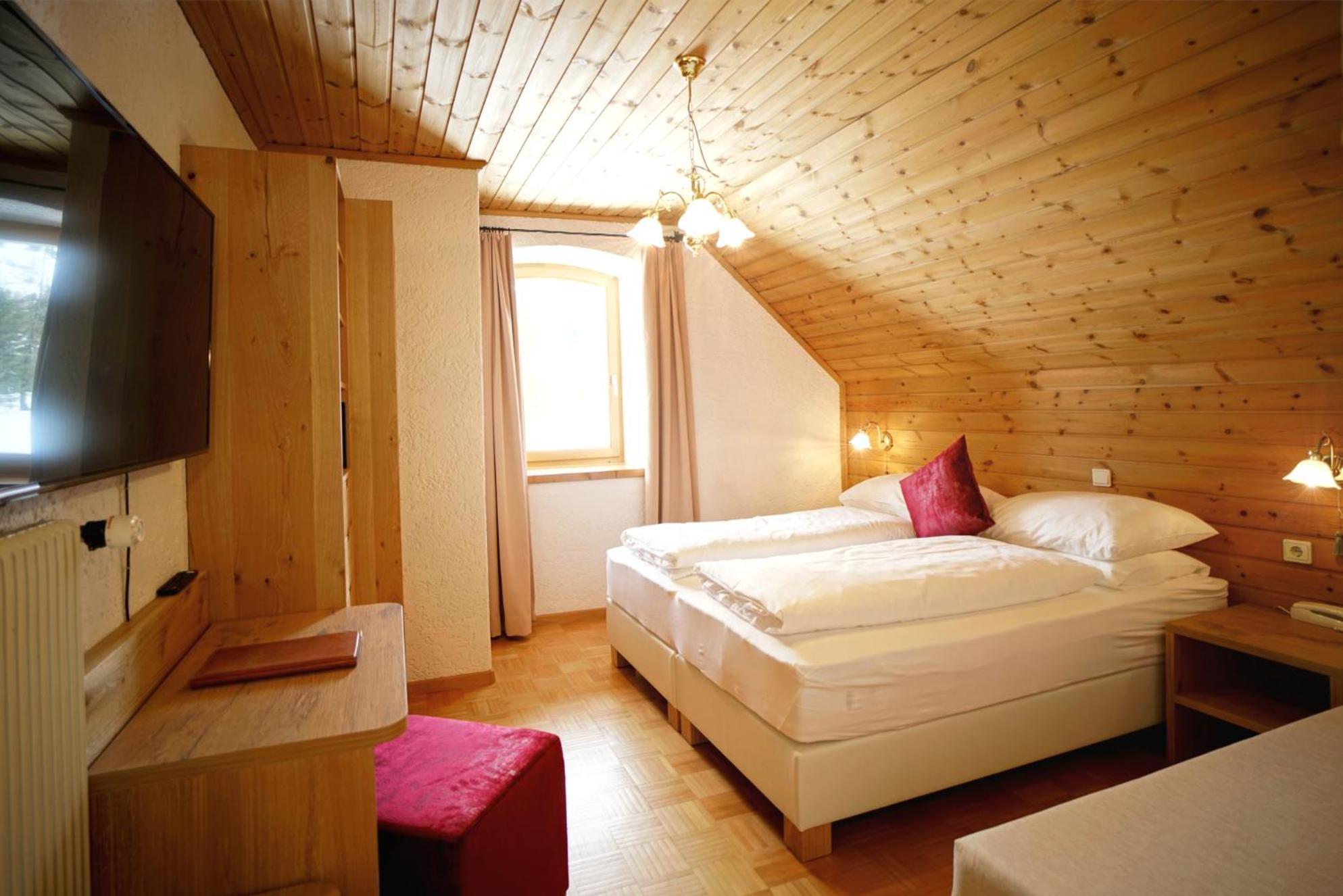Hotel Hohe Gaisl Braies  Habitación foto